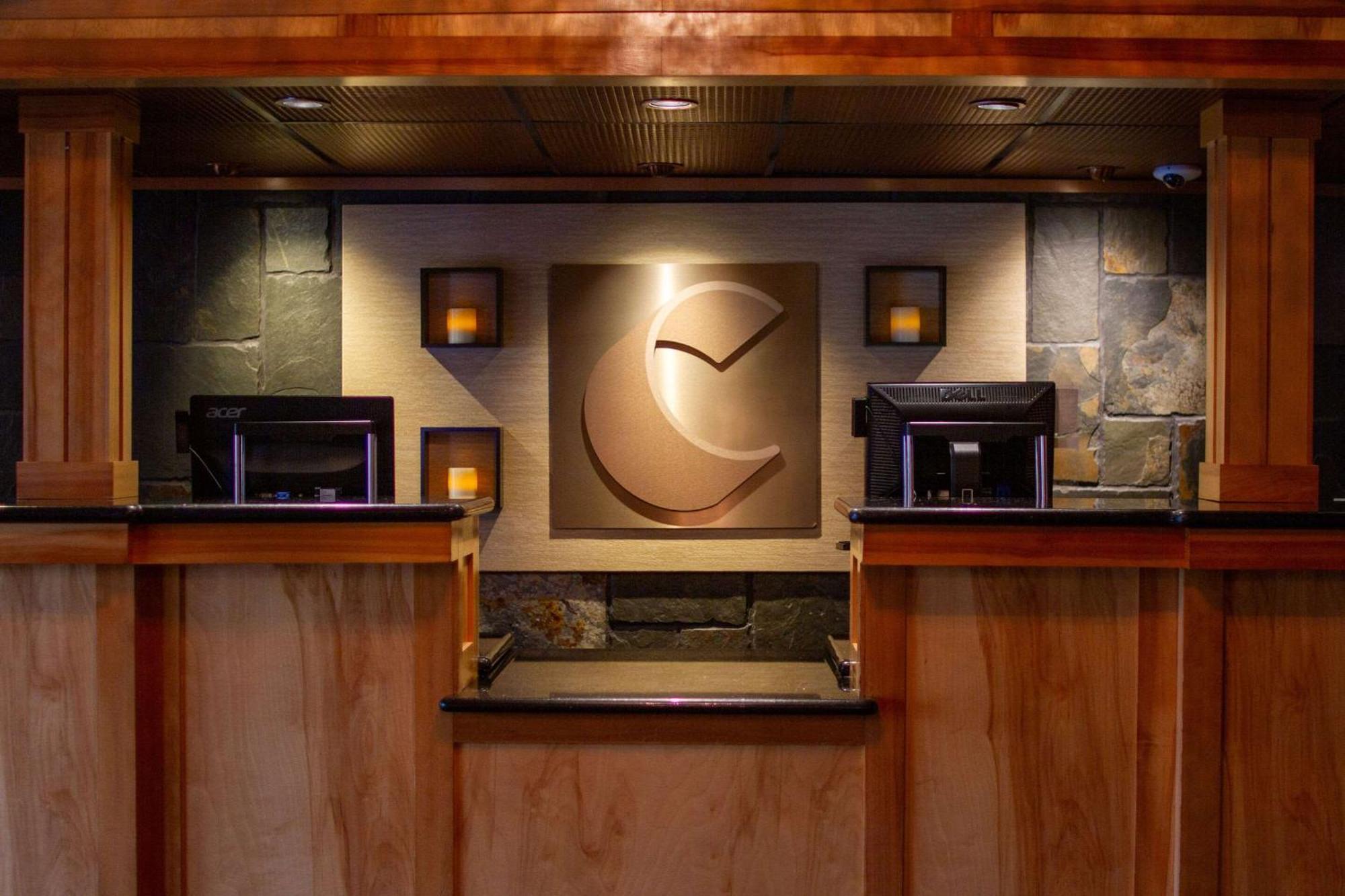 Comfort Inn & Suites Vancouver Downtown City Center Exterior photo