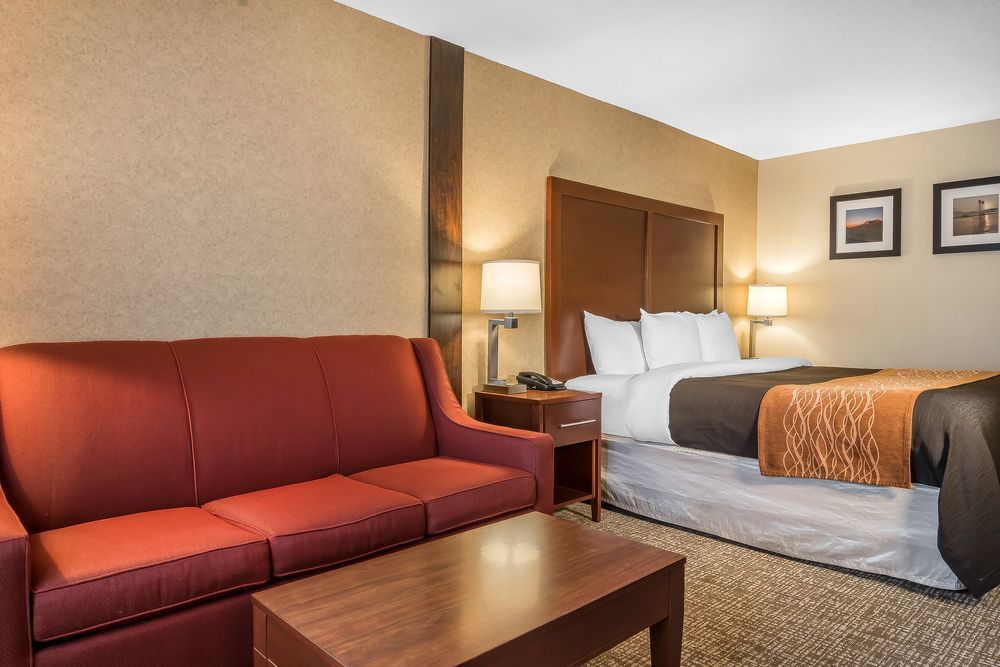 Comfort Inn & Suites Vancouver Downtown City Center Exterior photo